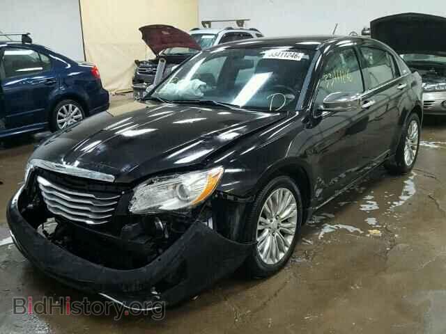 2013 CHRYSLER 200 - VIN: 1C3CCBCG8DN523370 - Фото 2