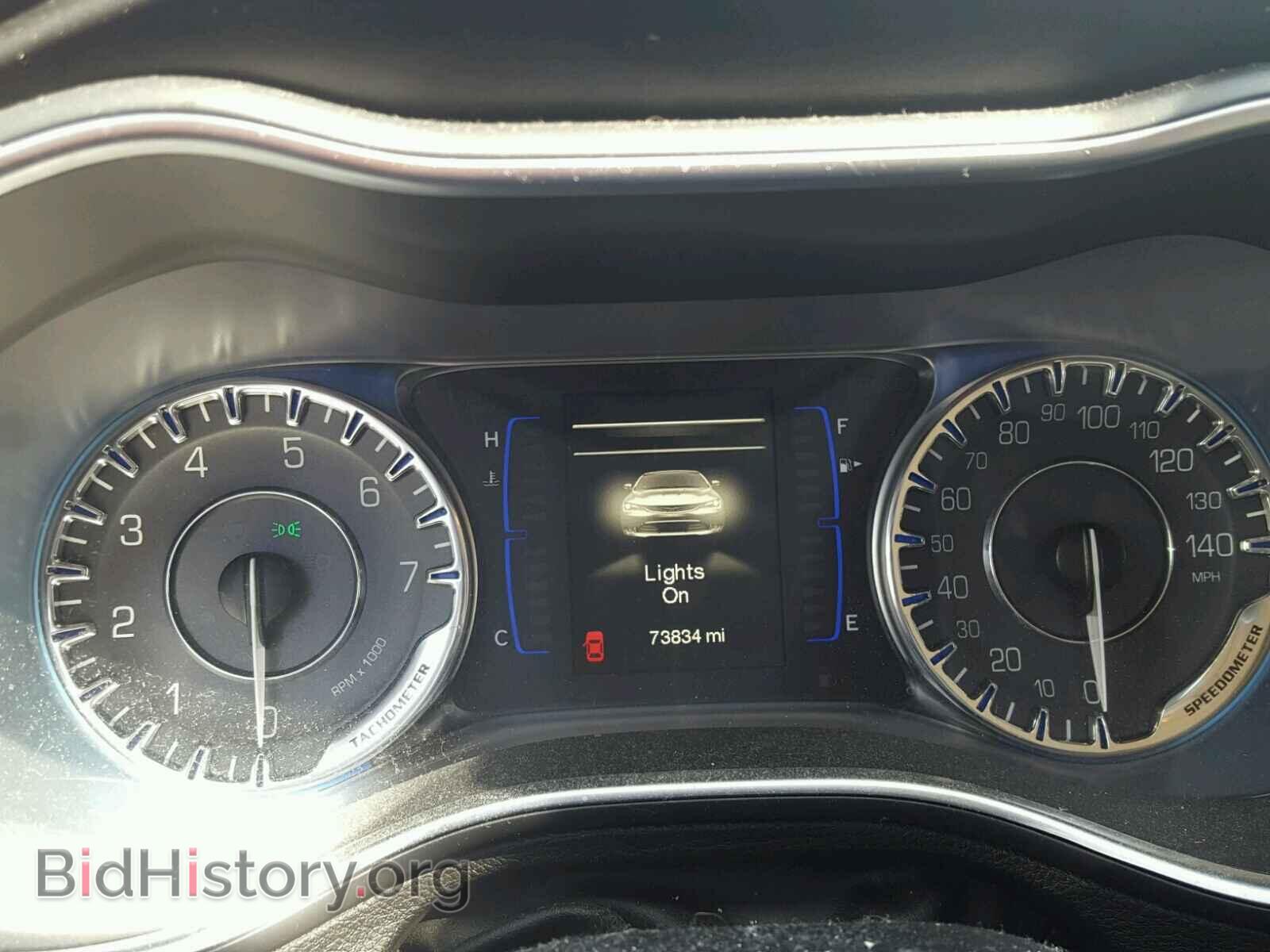2015 CHRYSLER 200 - VIN: 1C3CCCAB7FN607292 - Фото 8