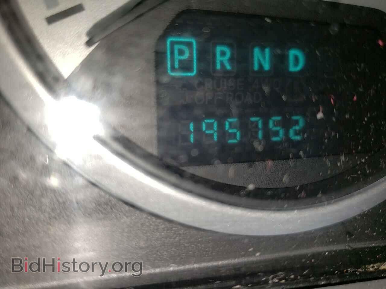 2008 CHRYSLER MINIVAN - VIN: 2A8HR44H68R766664 - Фото 8