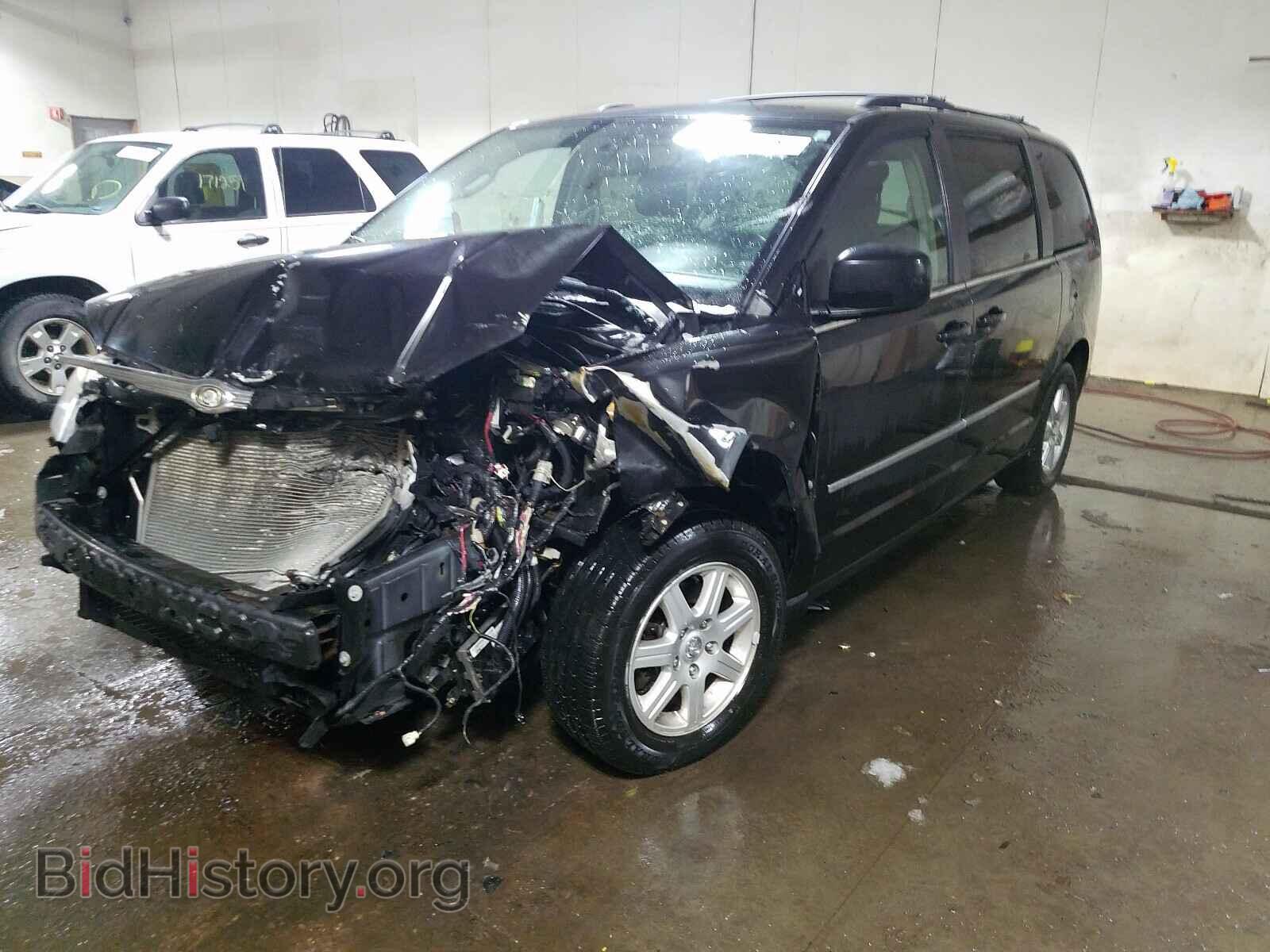 2010 CHRYSLER MINIVAN - VIN: 2A4RR8DX9AR330854 - Фото 2