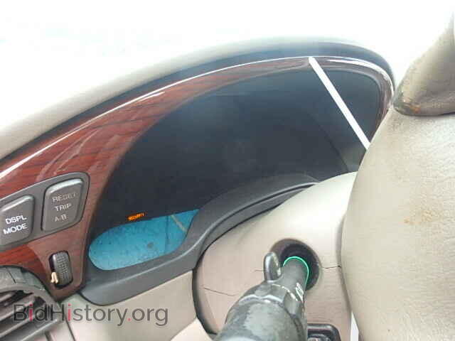2000 CADILLAC DEVILLE - VIN: 1G6KF5797YU343310 - Photo 8