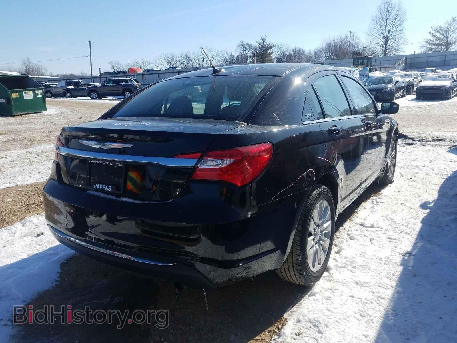2012 CHRYSLER 200 - VIN: 1C3CCBAB2CN241067 - Фото 4
