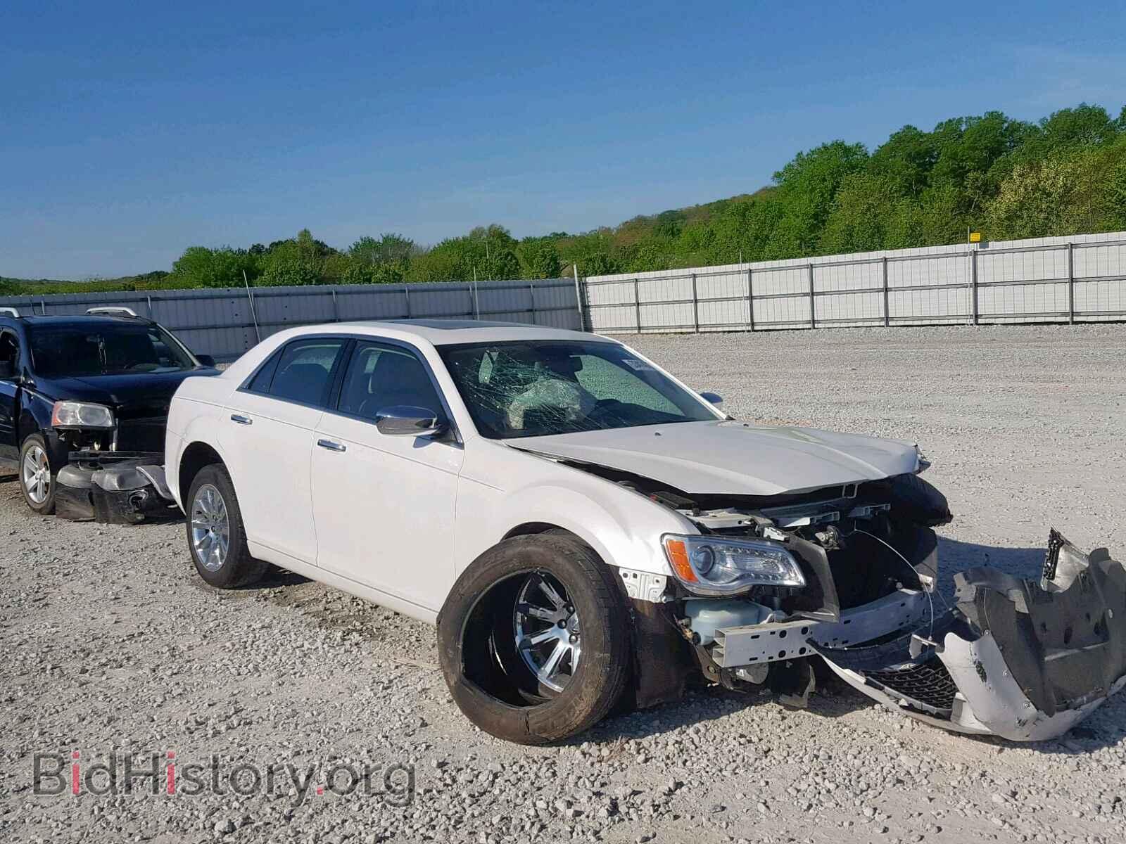 Фотография 2C3CA5CG9BH530115 - CHRYSLER 300 2011