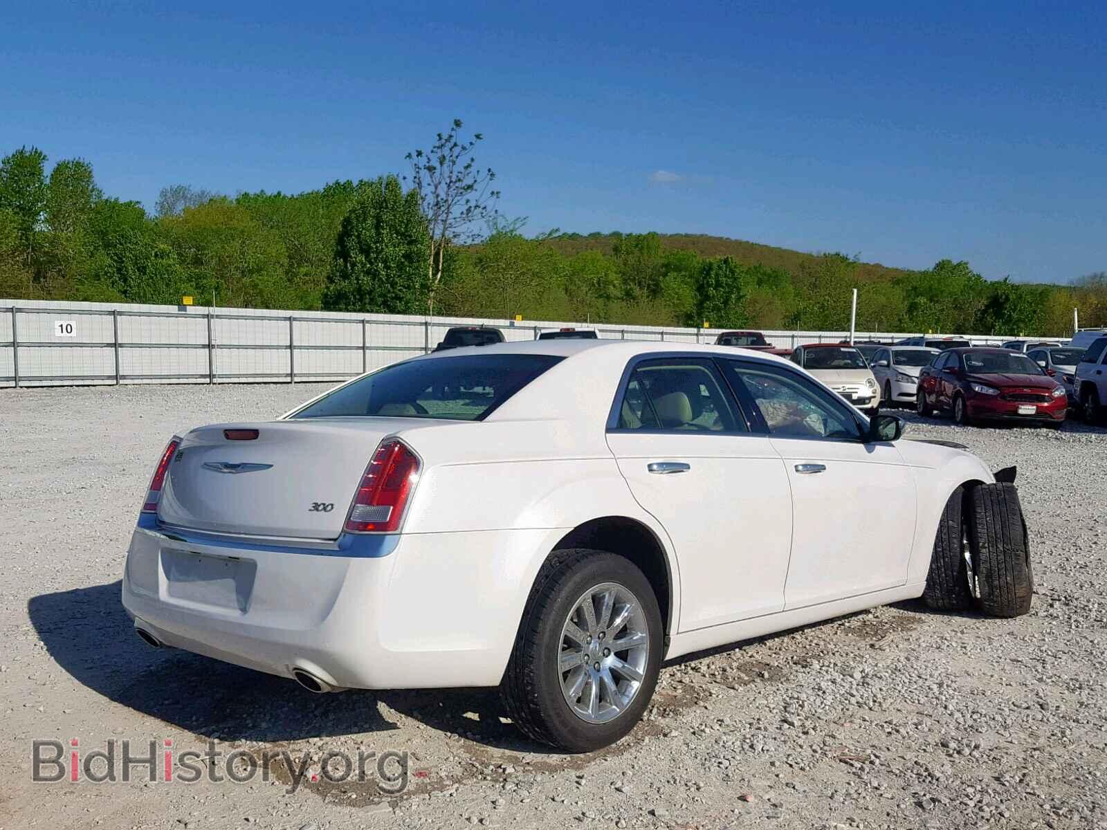 2011 CHRYSLER 300 - VIN: 2C3CA5CG9BH530115 - Фото 4