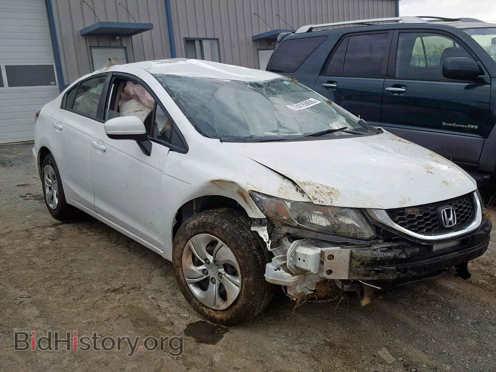 Фотография 19XFB2F56FE278825 - HONDA CIVIC LX 2015