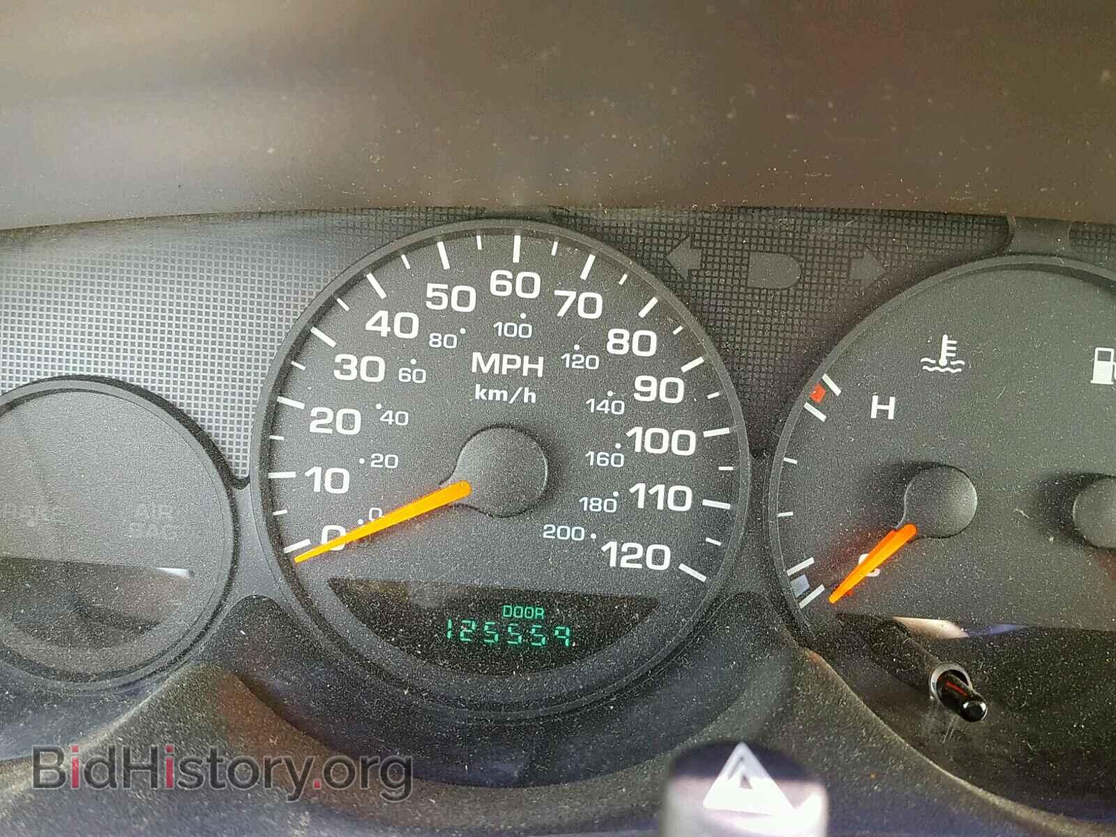2000 DODGE NEON - VIN: 1B3ES46C9YD643929 - Photo 8