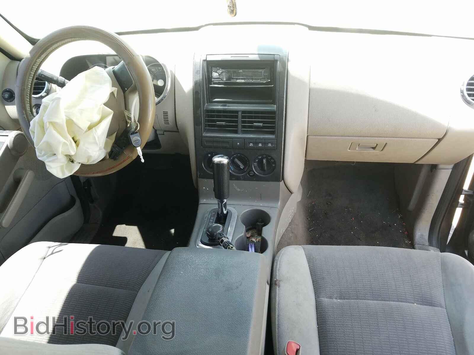 2006 FORD EXPLORER - VIN: 1FMEU73856UB45553 - Фото 9