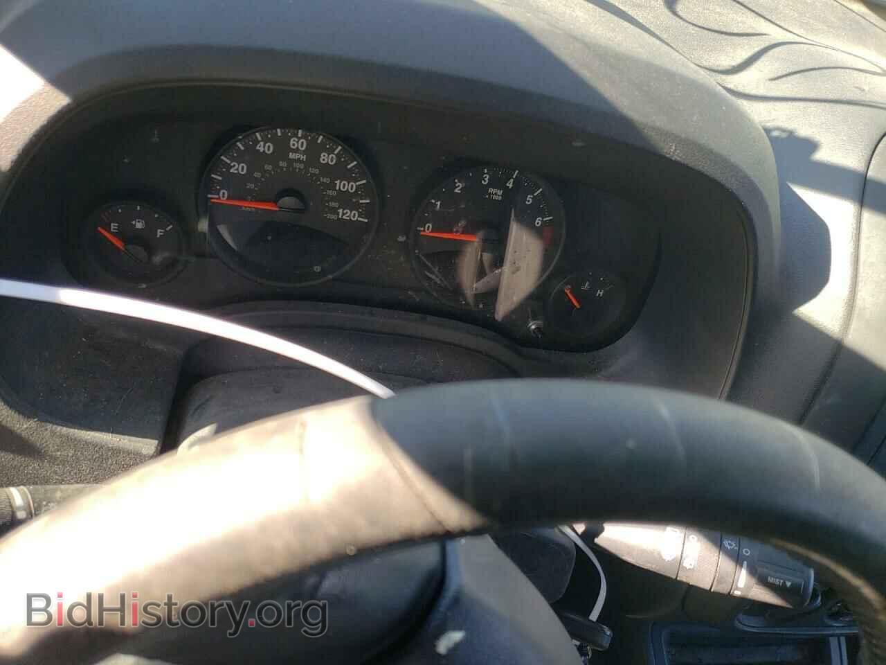 2009 JEEP COMPASS - VIN: 1J4FT47B89D120421 - Photo 8