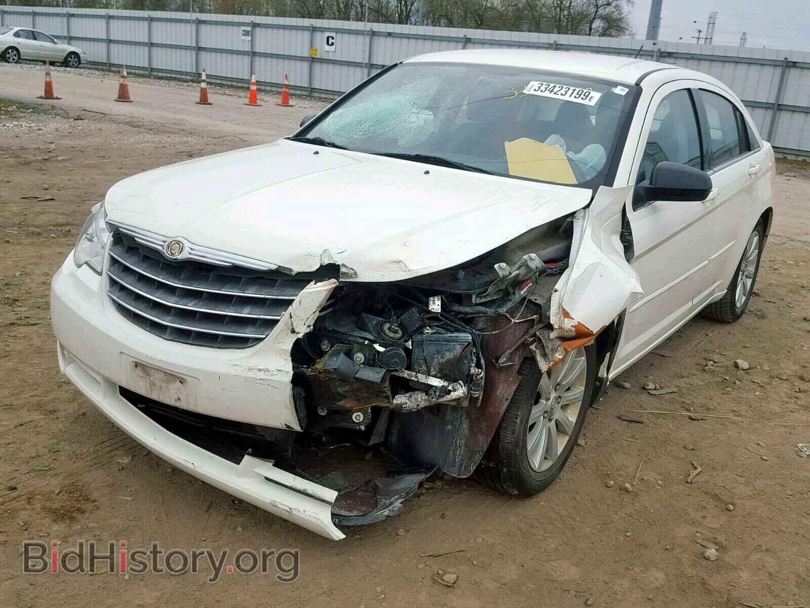 2010 CHRYSLER SEBRING - VIN: 1C3CC4FBXAN168290 - Фото 2