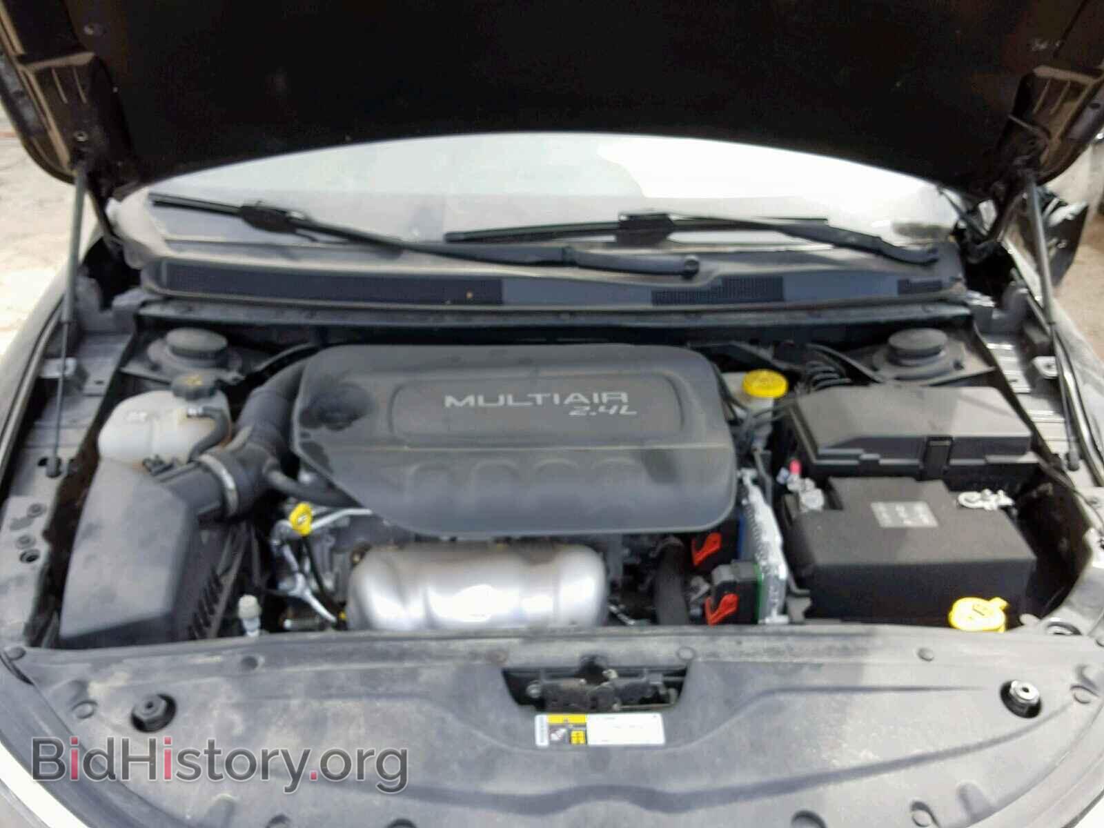 2016 CHRYSLER 200 - VIN: 1C3CCCAB6GN104130 - Photo 7