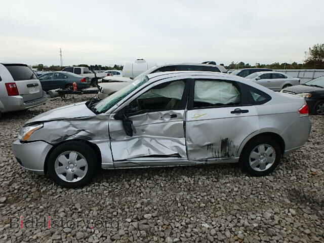 2010 FORD FOCUS - VIN: 1FAHP3EN1AW210602 - Фото 9