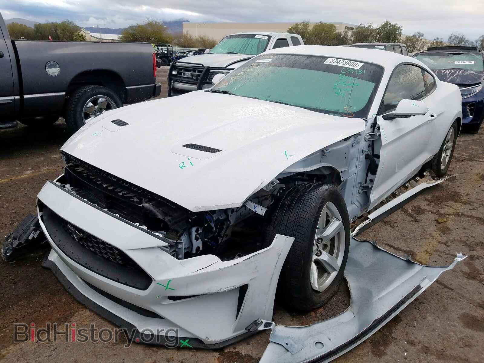 2018 FORD MUSTANG - VIN: 1FA6P8TH2J5114548 - Фото 2