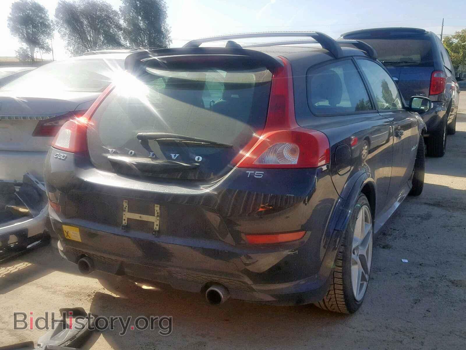 2011 VOLVO C30 - VIN: YV1672MK2B2239497 - Фото 4