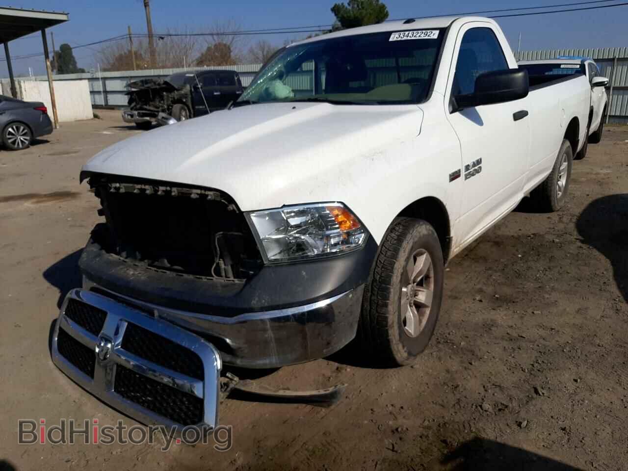 2016 RAM 1500 - VIN: 3C6JR6DT5GG146084 - Фото 2