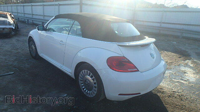 2014 VOLKSWAGEN BEETLE - VIN: 3VW5P7AT8EM802364 - Фото 3