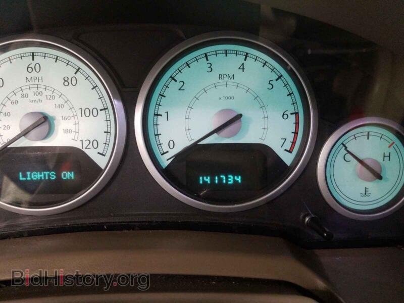 2008 Chrysler MINIVAN (VIN 2A8HR64X78R100223) — фото 8 из 10