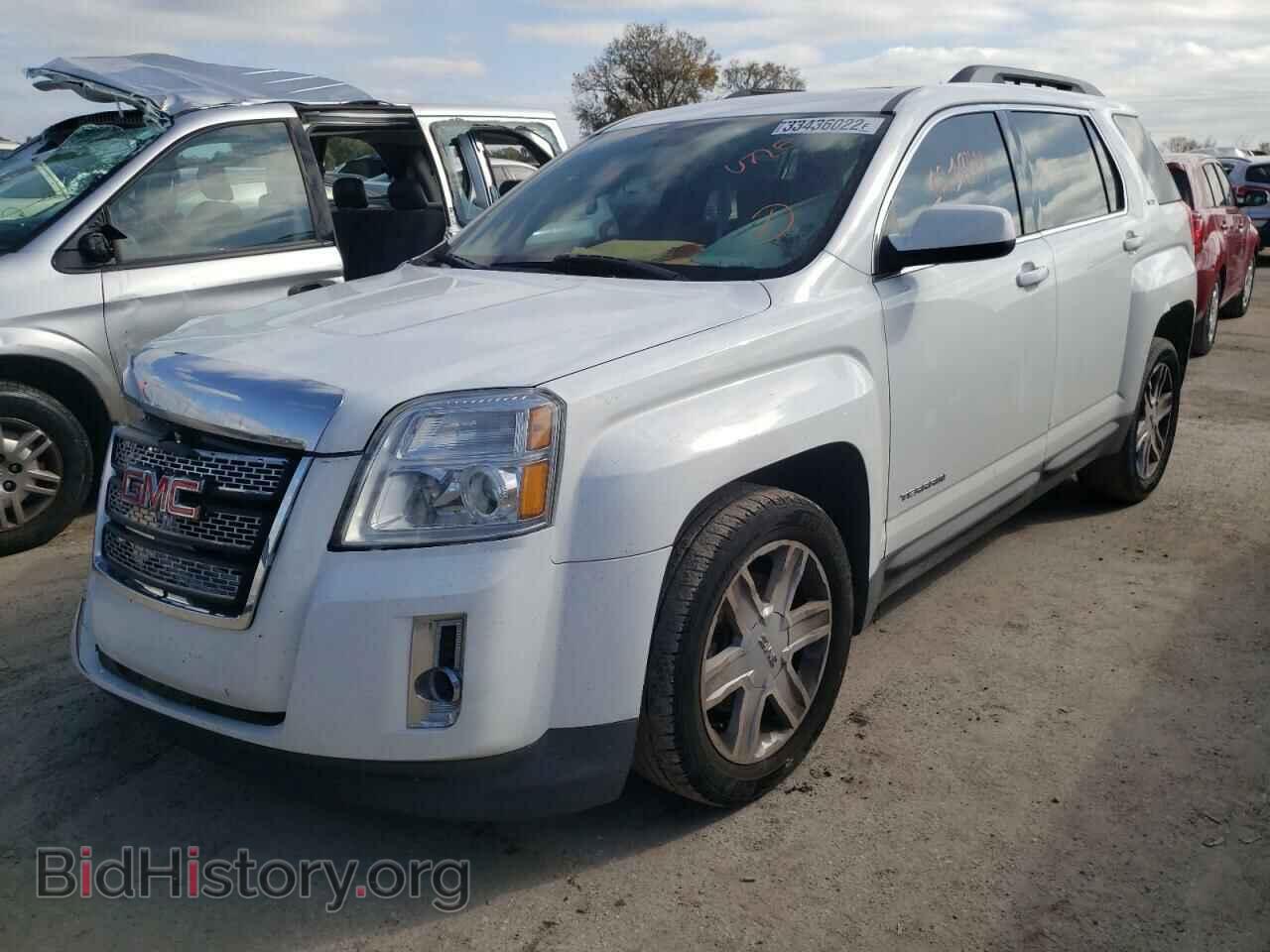 2010 GMC TERRAIN - VIN: 2CTALFEW8A6335659 - Photo 2