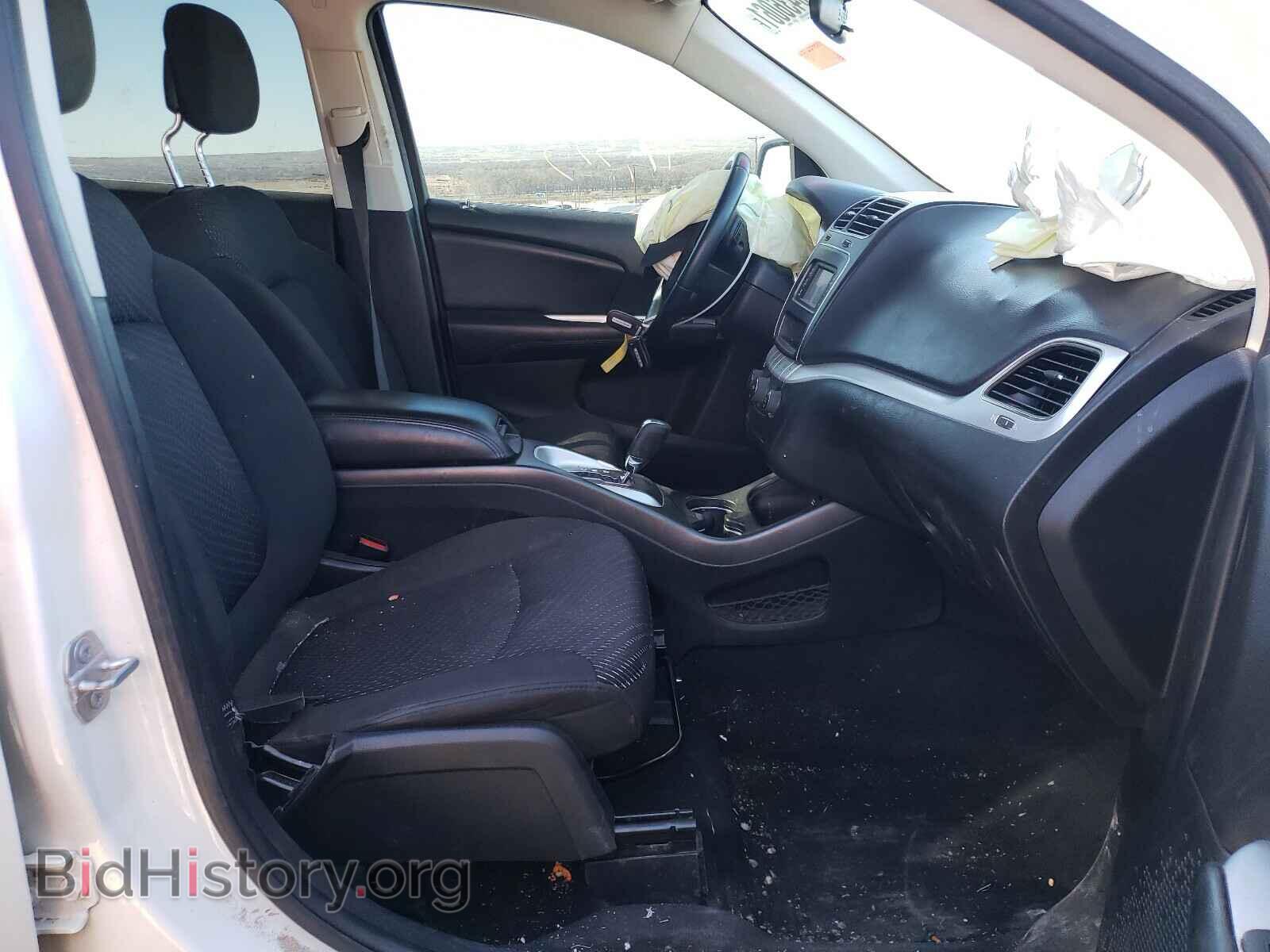 2018 DODGE JOURNEY - VIN: 3C4PDCBB3JT275207 - Фото 5