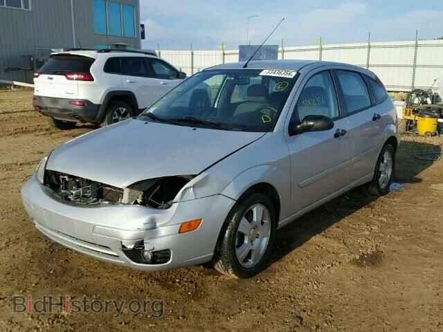 2005 FORD FOCUS - VIN: 3FAFP37N35R103421 - Фото 2