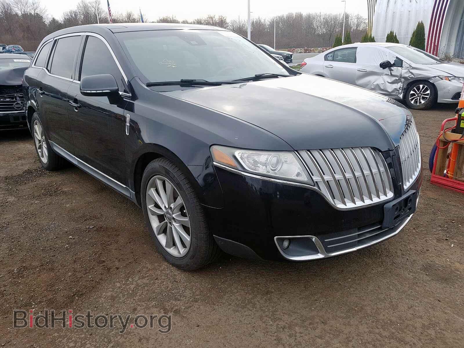 Photo 2LMHJ5AT2ABJ06715 - LINCOLN MKT 2010