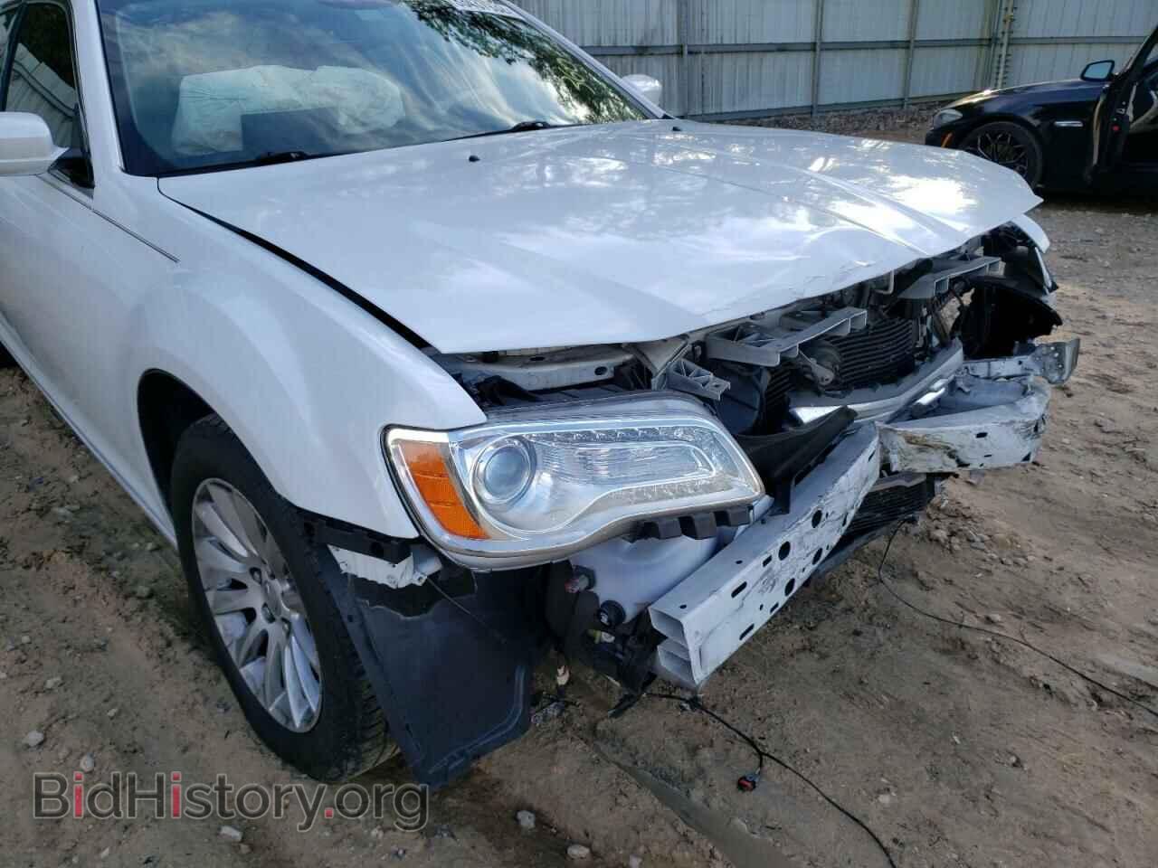 2013 CHRYSLER 300 - VIN: 2C3CCAAG7DH732458 - Фото 9