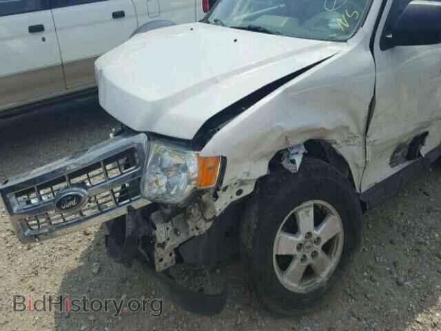 2011 FORD ESCAPE - VIN: 1FMCU0D77BKA55718 - Фото 9