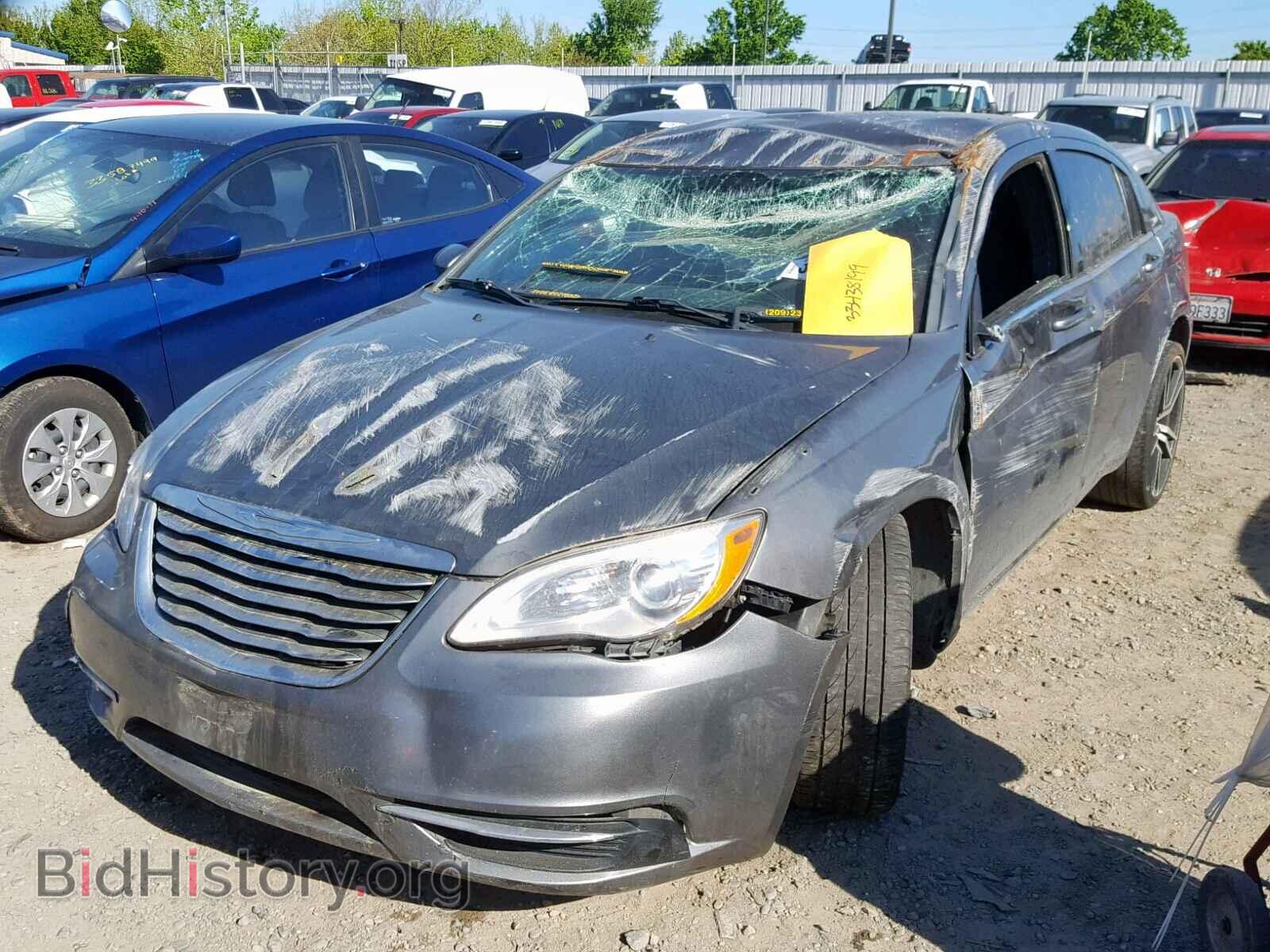 2013 CHRYSLER 200 - VIN: 1C3CCBBB4DN553021 - Фото 2