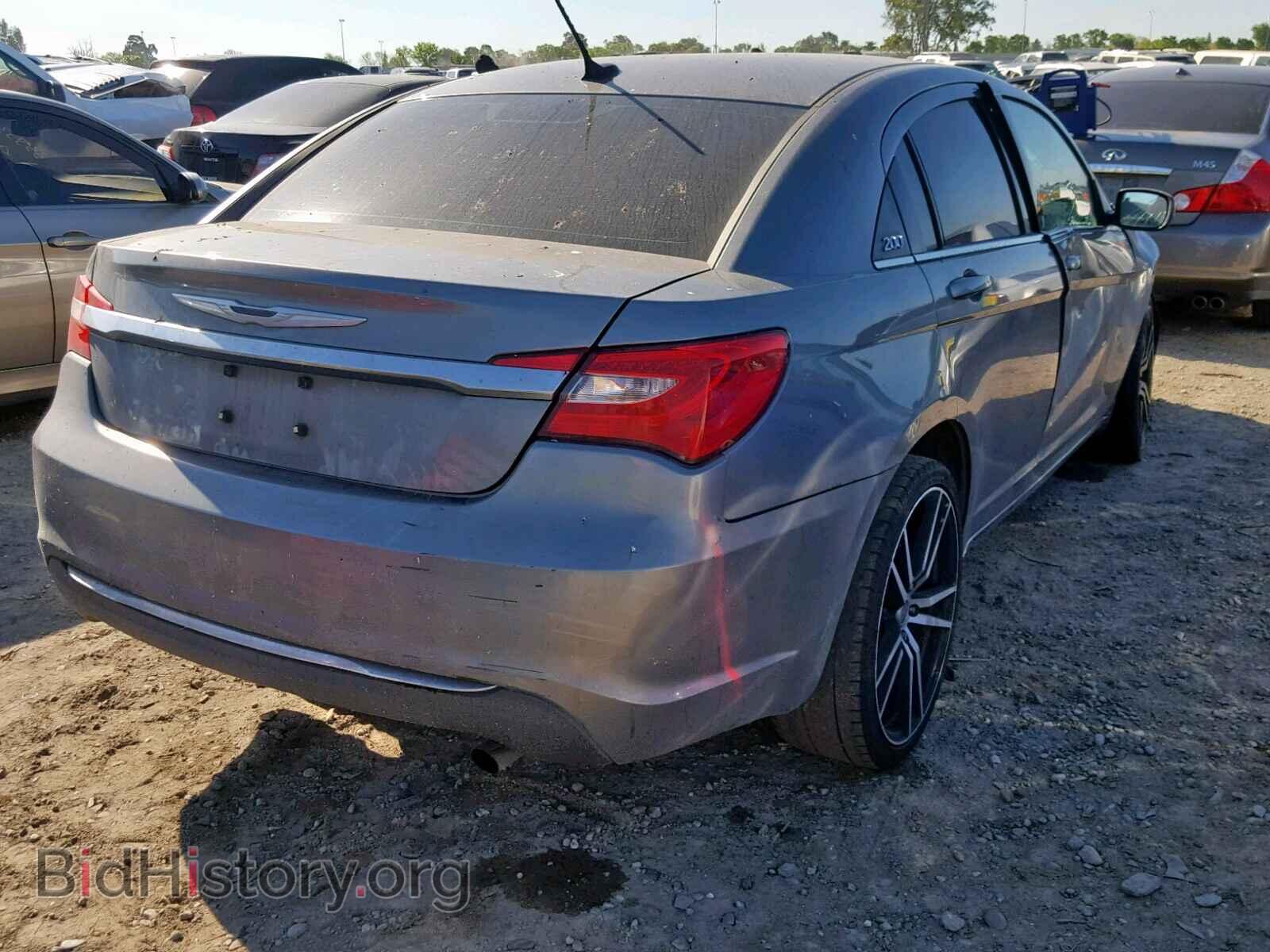 2013 CHRYSLER 200 - VIN: 1C3CCBBB4DN553021 - Фото 4