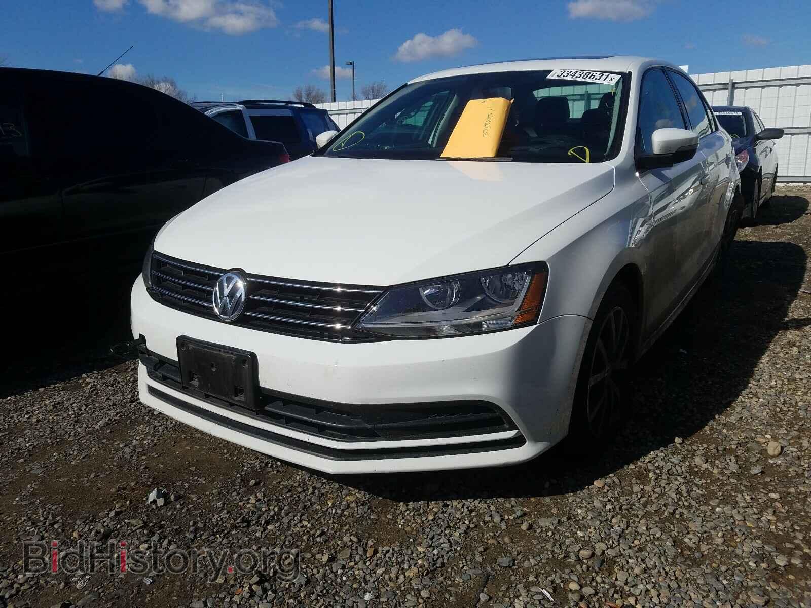 2017 VOLKSWAGEN JETTA - VIN: 3VWDB7AJ4HM233591 - Фото 2