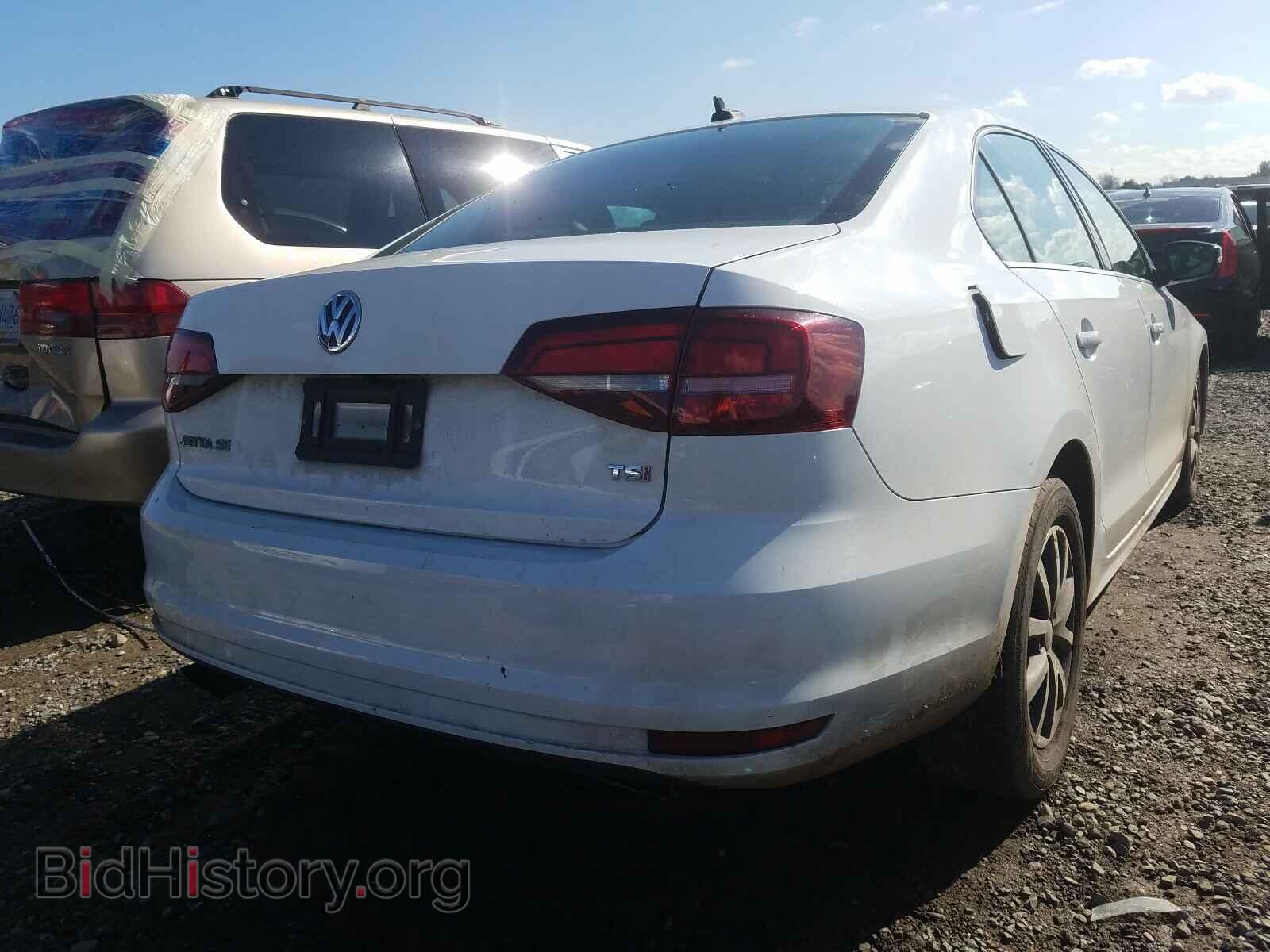 2017 VOLKSWAGEN JETTA - VIN: 3VWDB7AJ4HM233591 - Фото 4