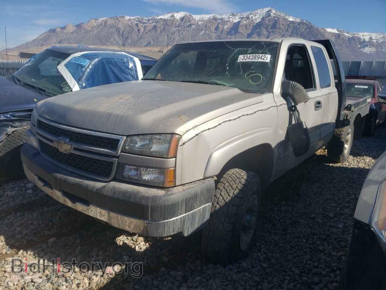 2007 CHEVROLET SILVERADO - VIN: 1GCHK29U67E112409 - Фото 2