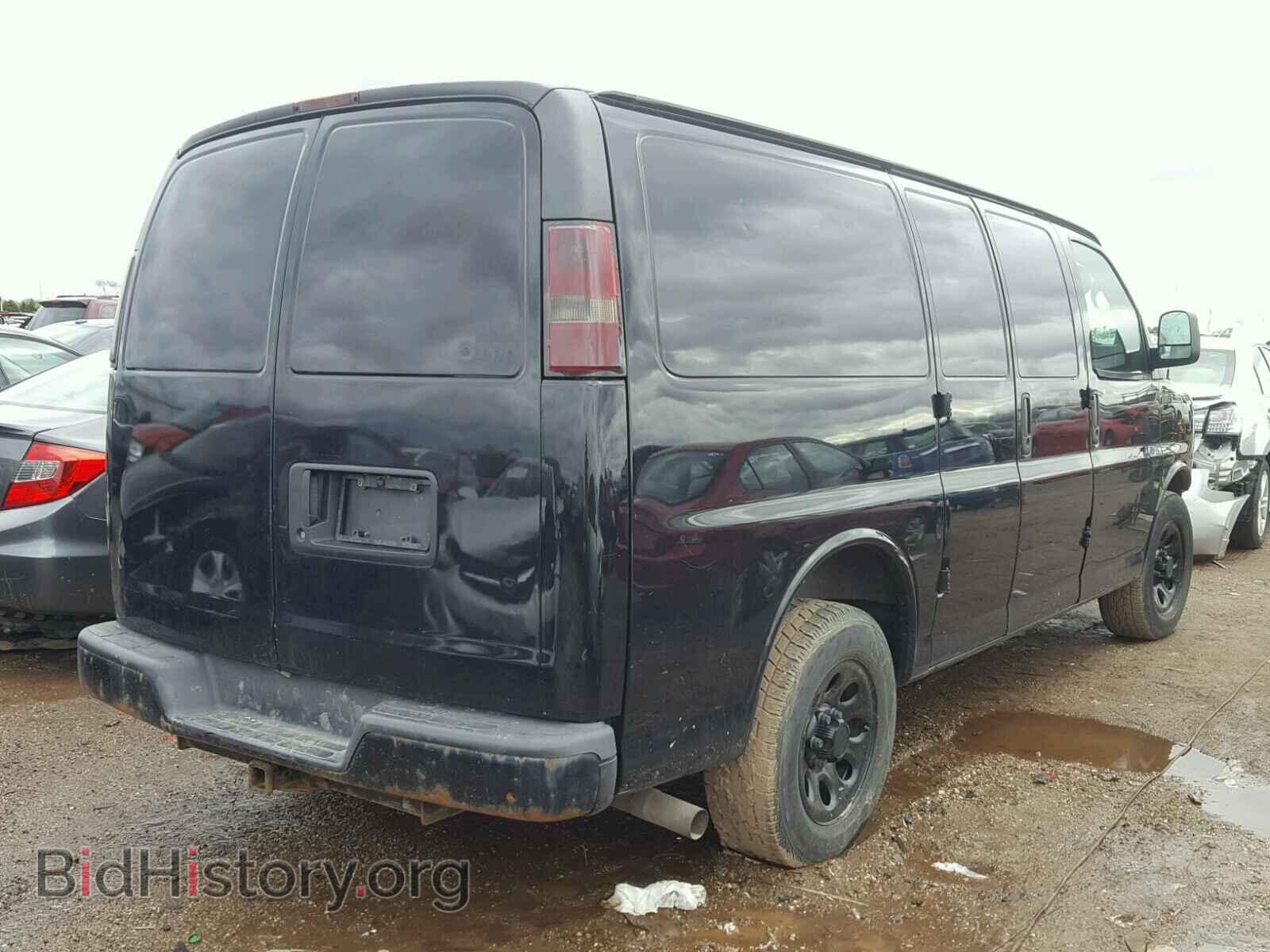 2011 CHEVROLET EXPRESS - VIN: 1GCSGAFX5B1178563 - Фото 4