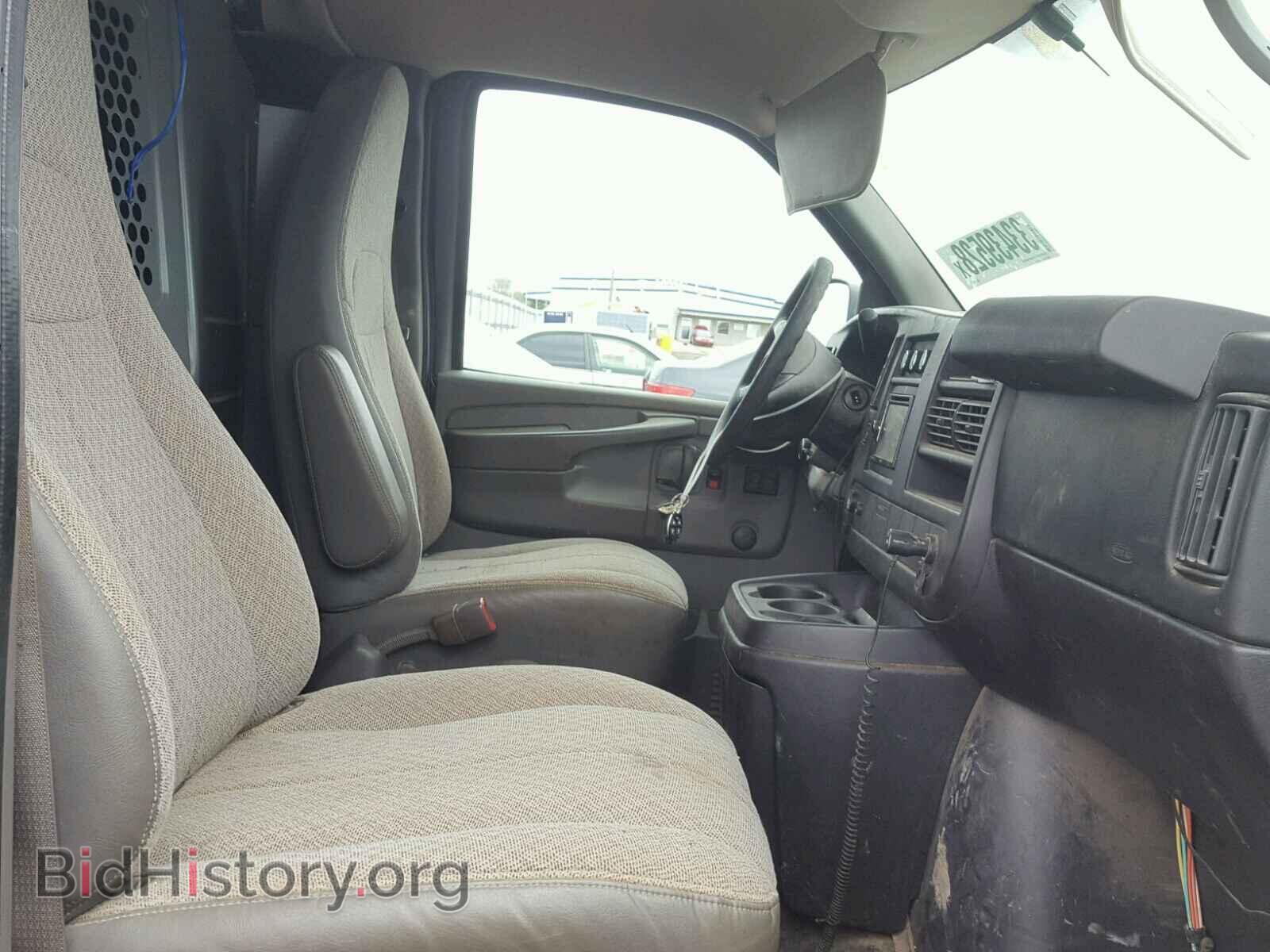 2011 CHEVROLET EXPRESS - VIN: 1GCSGAFX5B1178563 - Фото 5