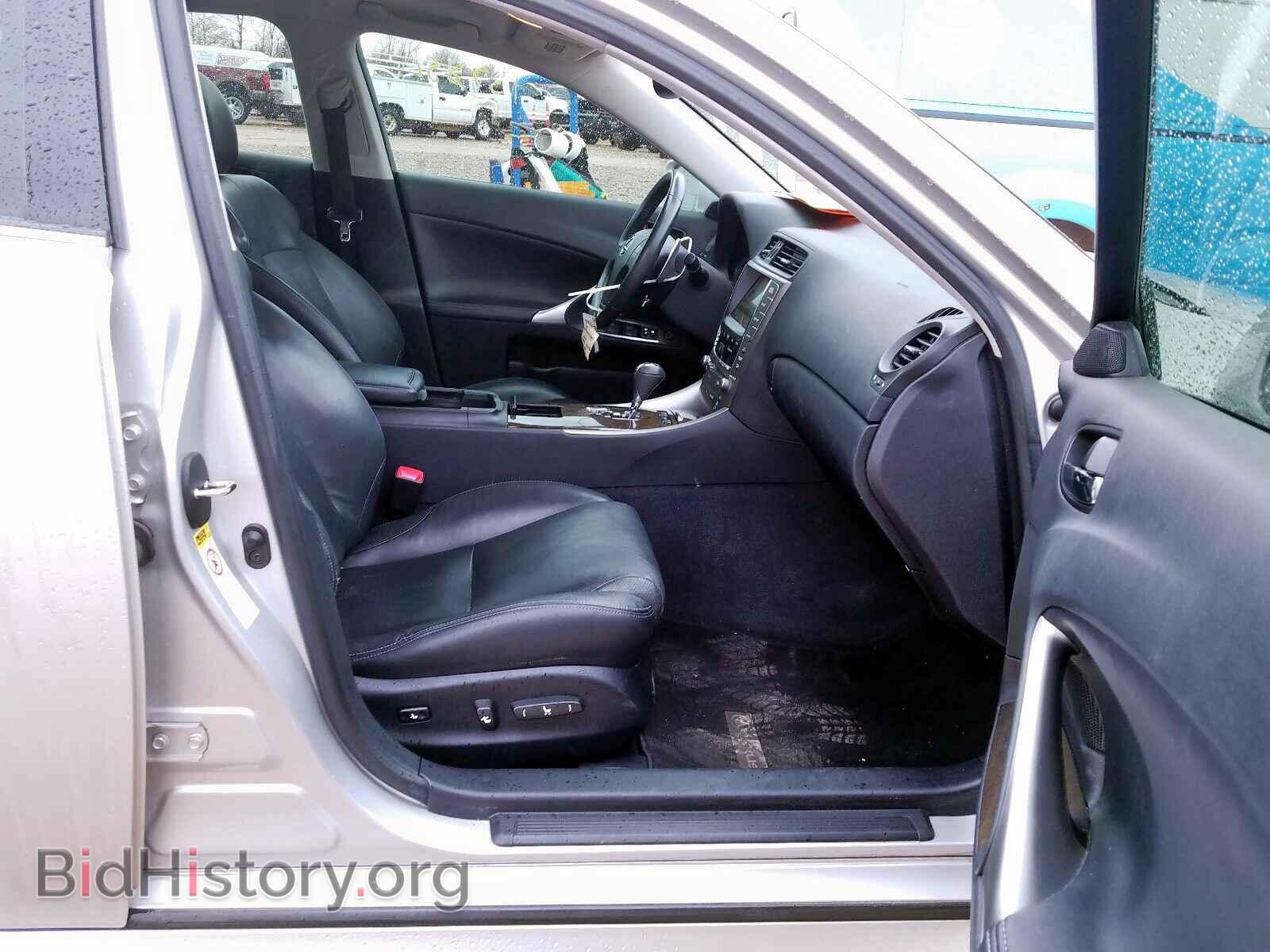 2010 LEXUS IS - VIN: JTHBF5C20A2099702 - Фото 5