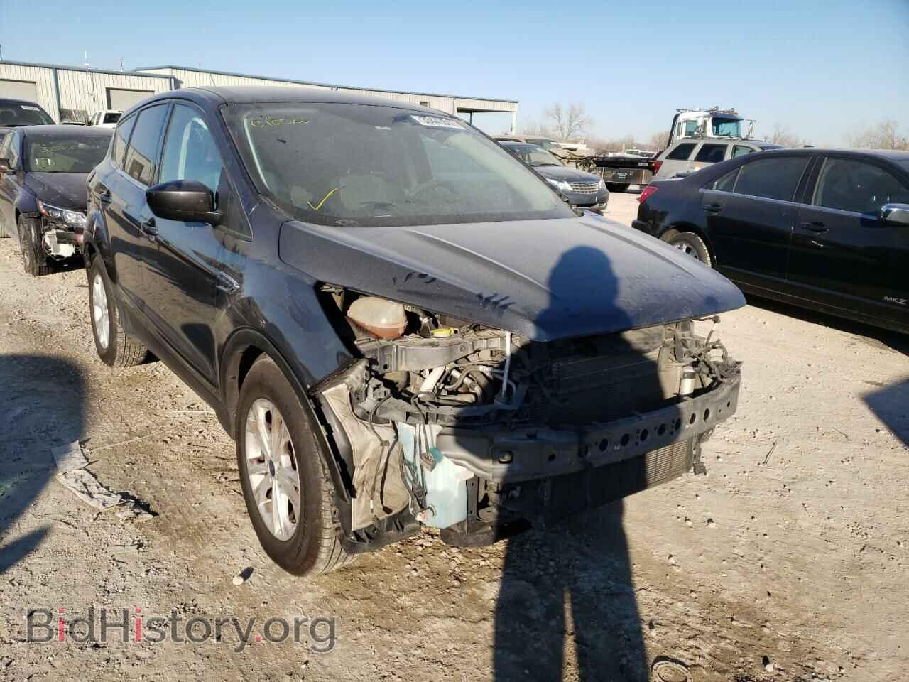 Фотография 1FMCU0GD7HUC10525 - FORD ESCAPE 2017
