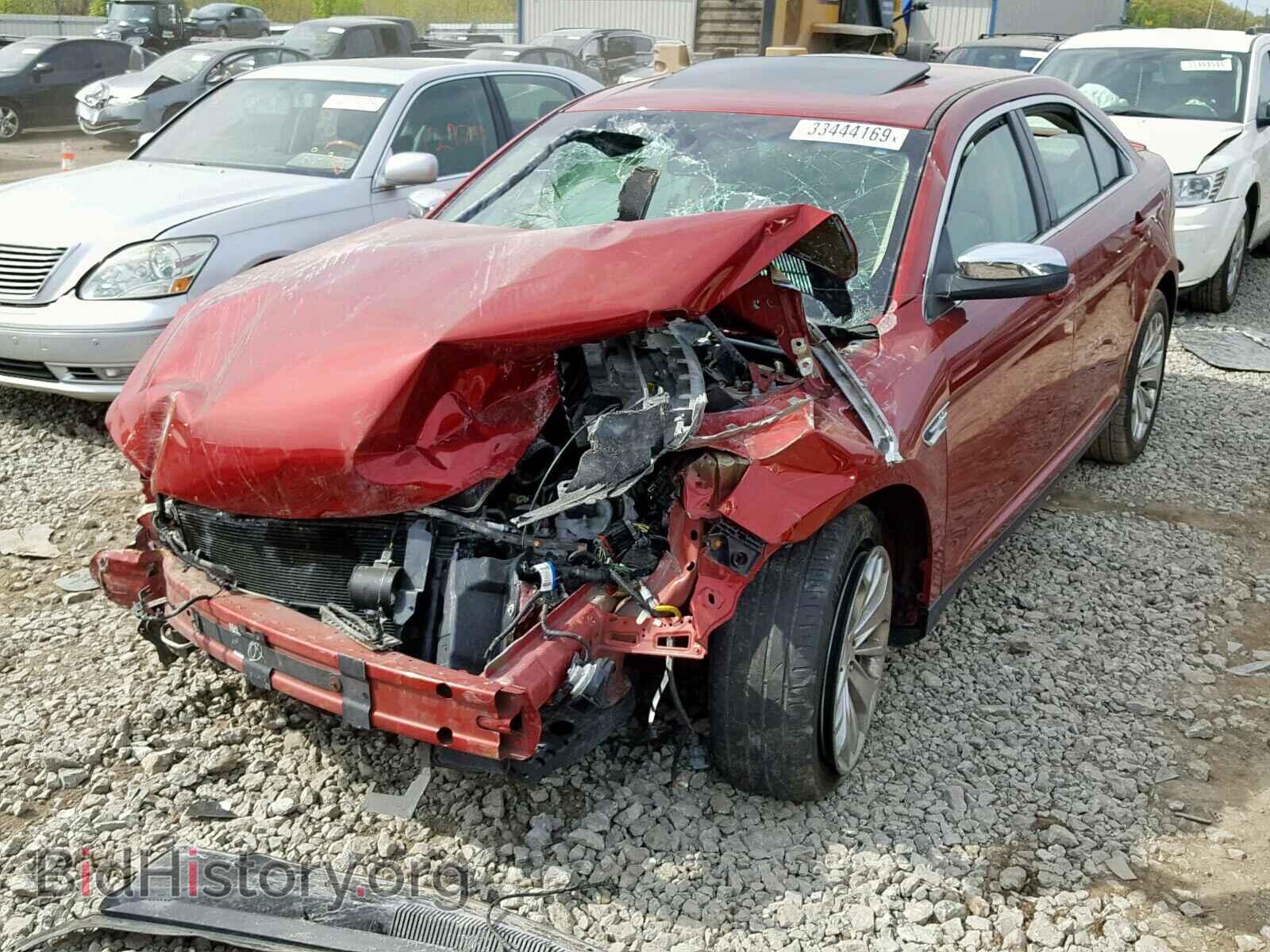 2013 FORD TAURUS - VIN: 1FAHP2F87DG135955 - Фото 2