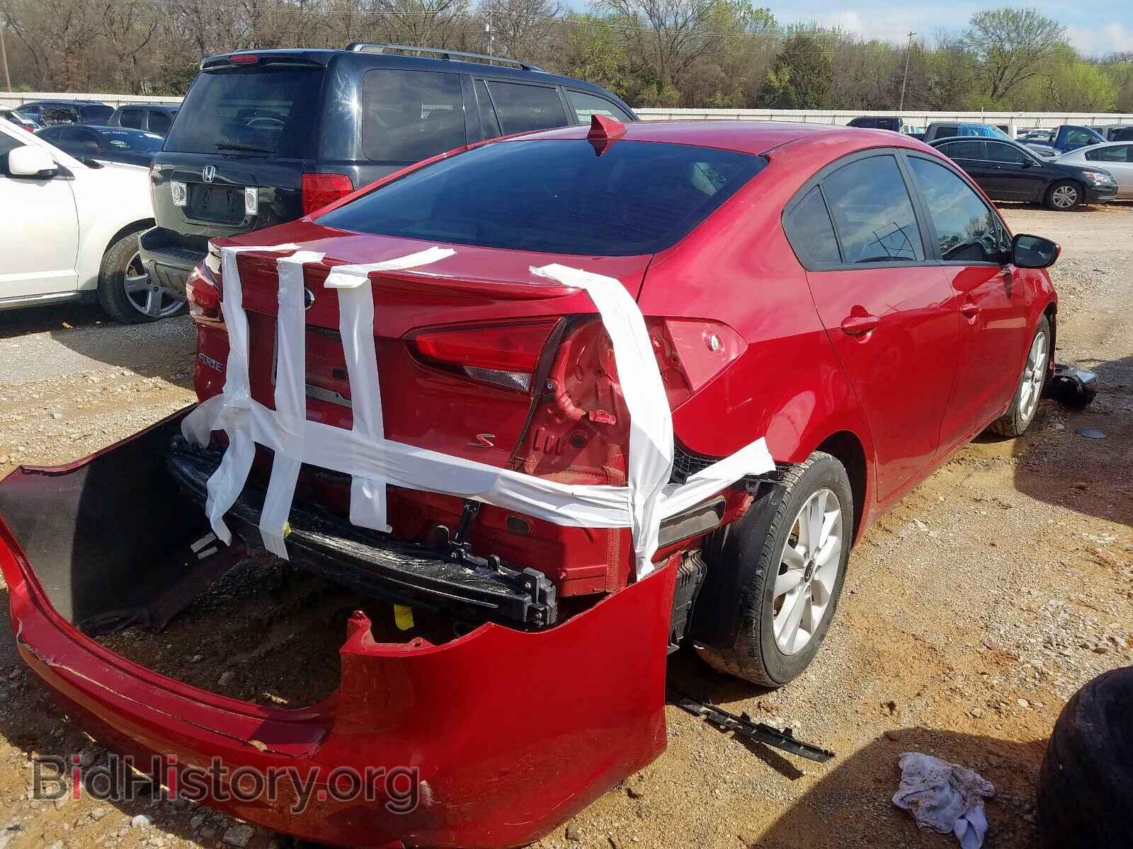 2017 KIA FORTE - VIN: 3KPFL4A76HE046729 - Фото 4