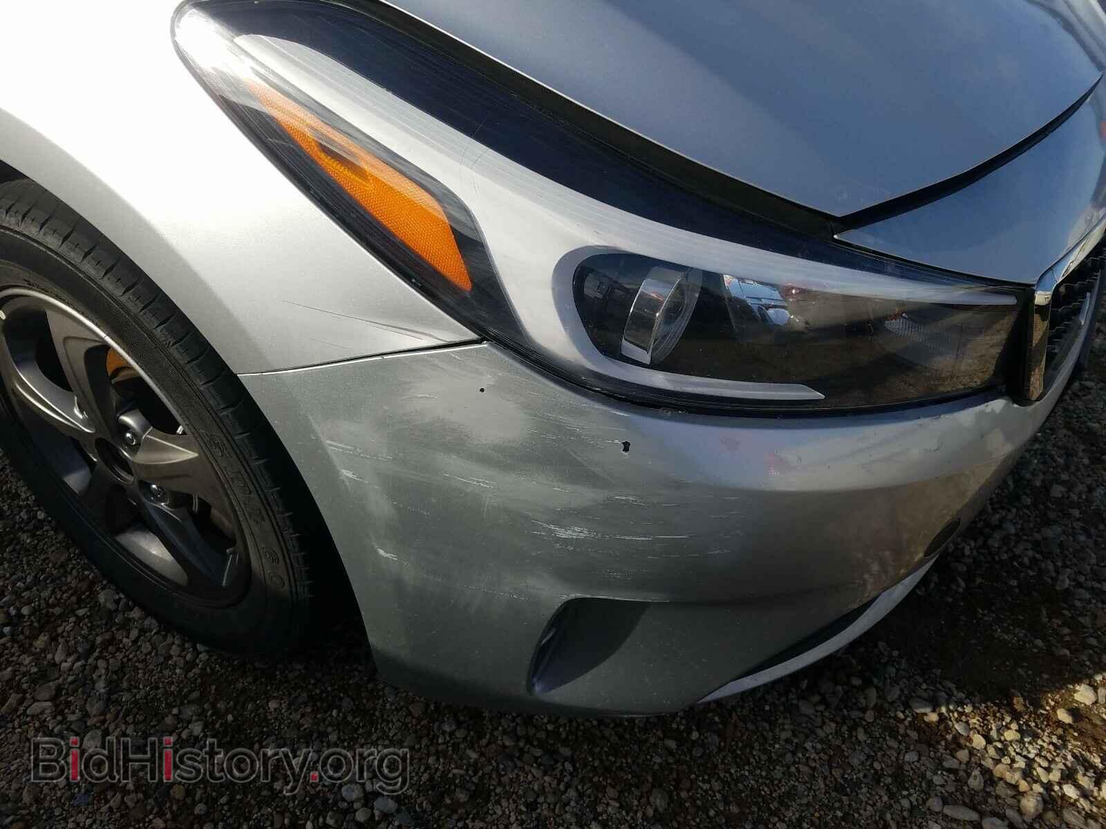 2017 KIA FORTE - VIN: 3KPFK4A78HE018417 - Photo 9