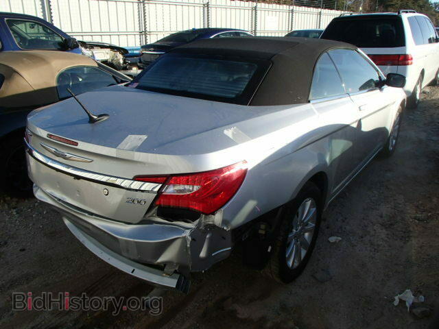 2012 CHRYSLER 200 - VIN: 1C3BCBEB7CN215666 - Фото 4