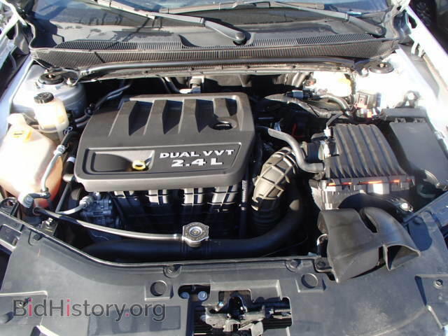 2012 CHRYSLER 200 - VIN: 1C3BCBEB7CN215666 - Фото 7