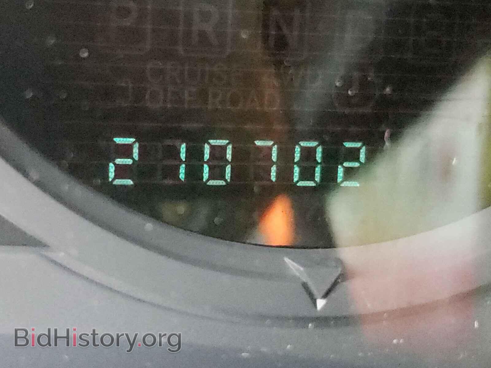 2008 JEEP COMPASS - VIN: 1J8FT47028D714983 - Photo 8