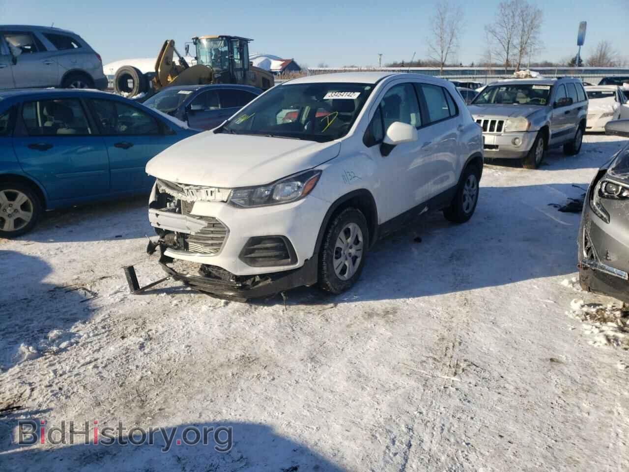 2017 CHEVROLET TRAX - VIN: 3GNCJKSB0HL286457 - Фото 2