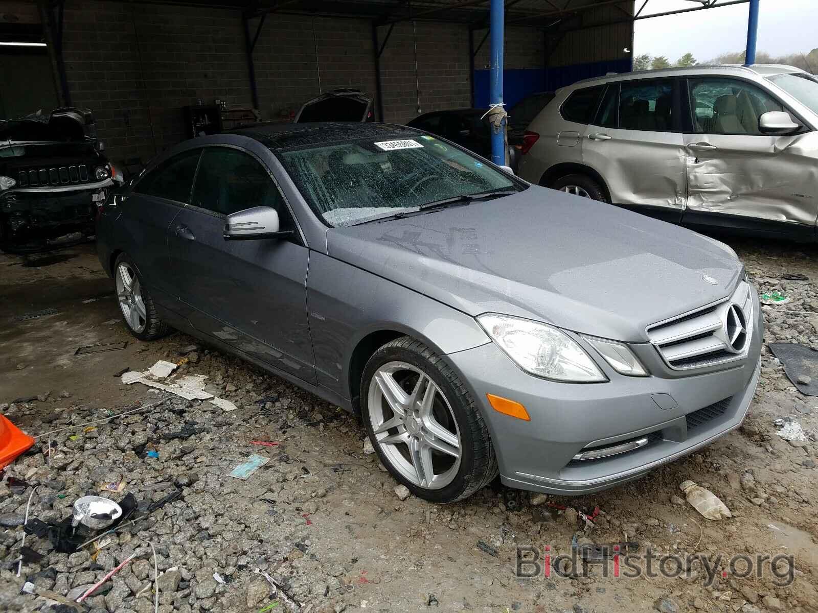 Photo WDDKJ5KB3CF157014 - MERCEDES-BENZ E CLASS 2012