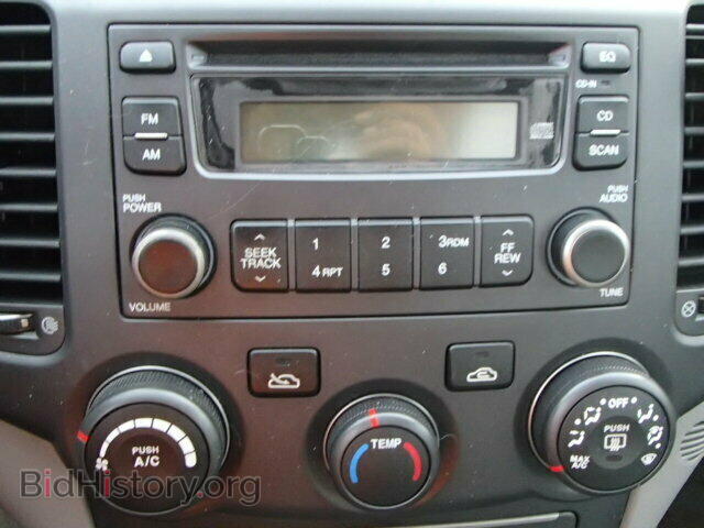 2006 KIA OPTIMA - VIN: KNAGE123765049685 - Фото 9
