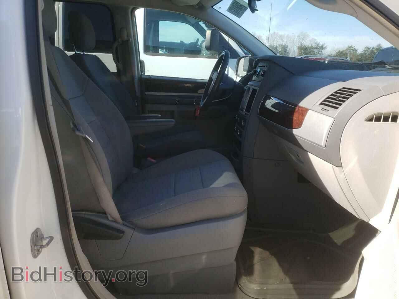 2010 CHRYSLER MINIVAN - VIN: 2A4RR5D11AR500862 - Фото 5