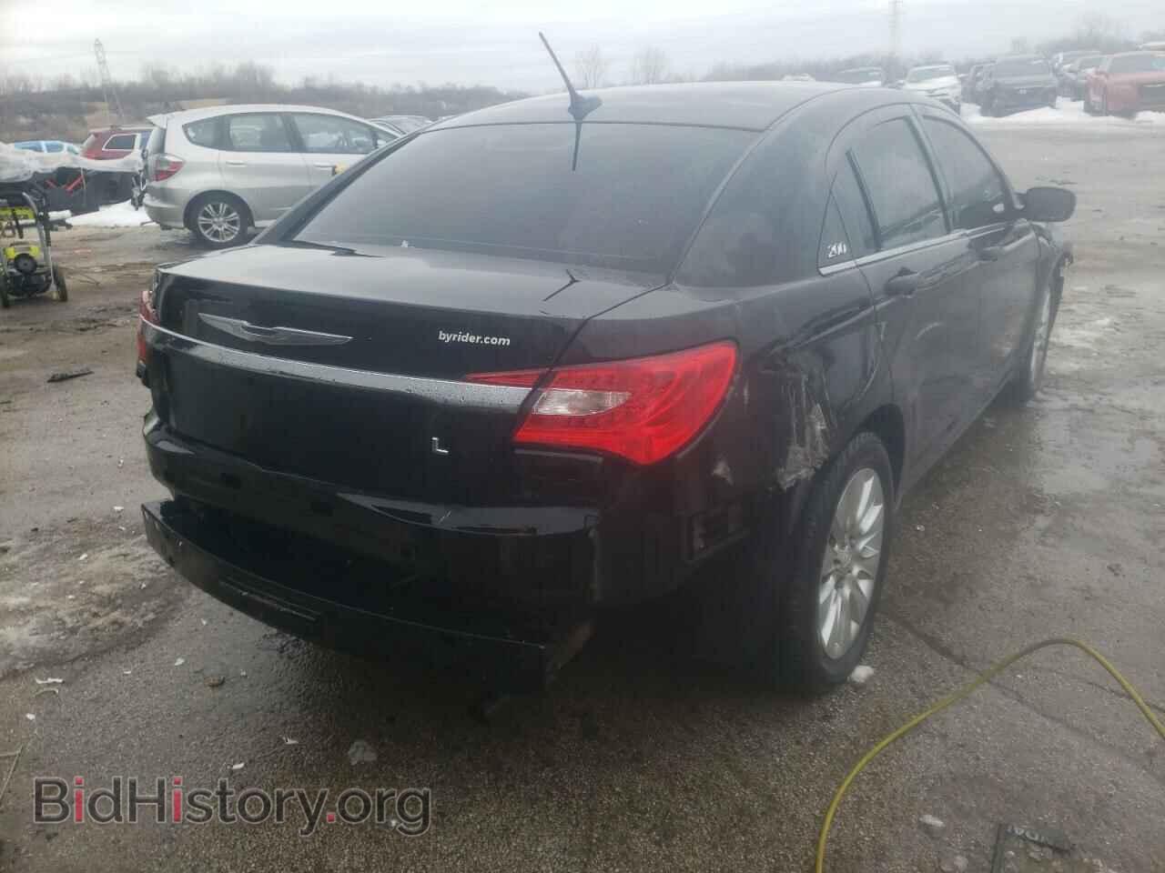 2014 CHRYSLER 200 - VIN: 1C3CCBAB8EN121793 - Фото 4