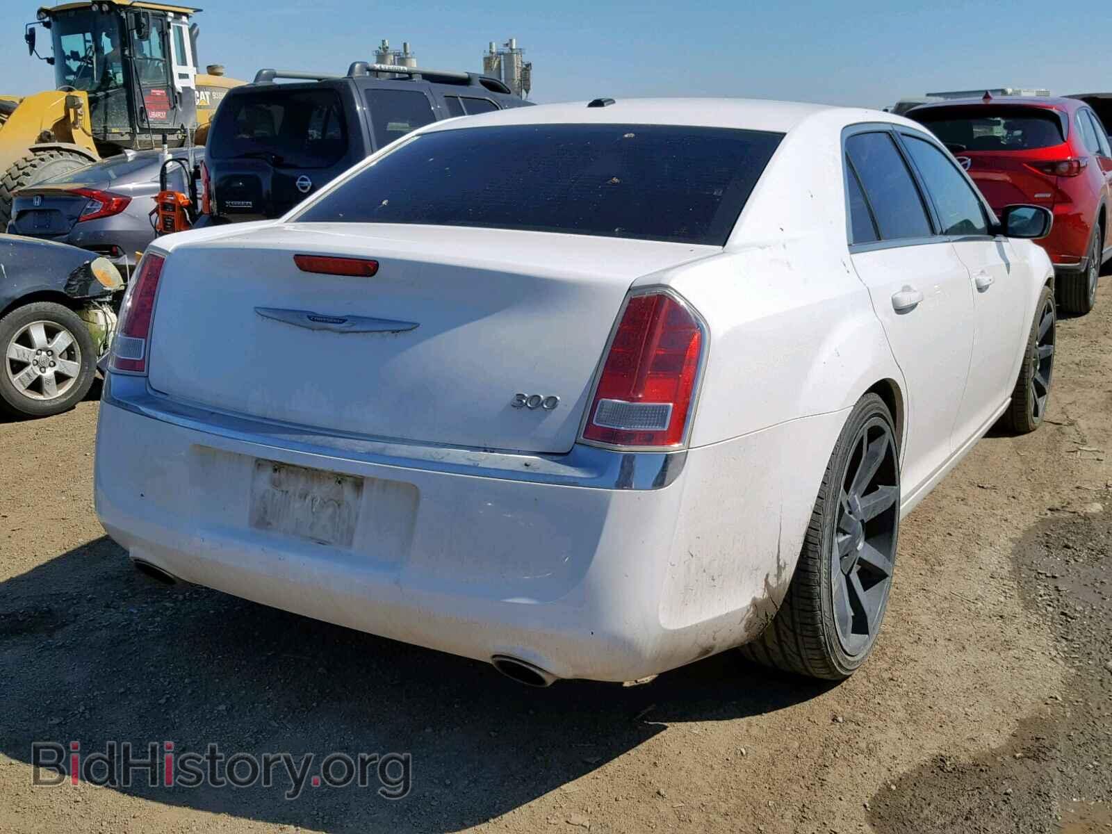 2012 CHRYSLER 300 - VIN: 2C3CCAAG1CH289349 - Фото 4