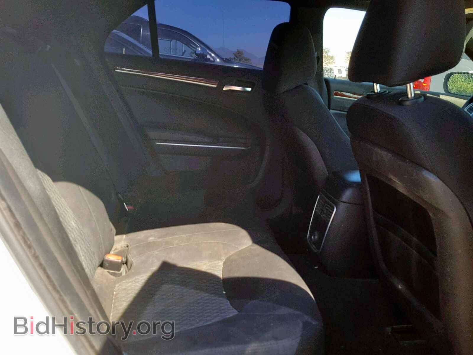 2012 CHRYSLER 300 - VIN: 2C3CCAAG1CH289349 - Фото 6