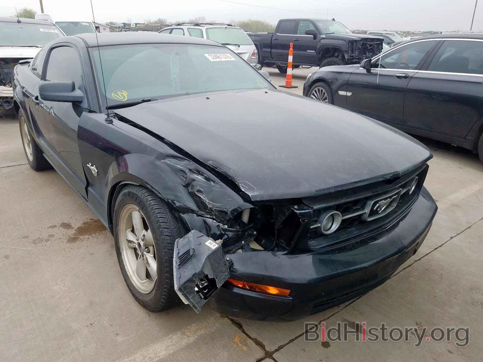 Photo 1ZVHT80NX95146746 - FORD MUSTANG 2009