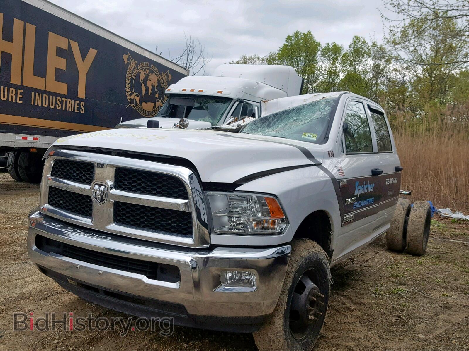 2015 RAM 3500 - VIN: 3C7WRTCJ8FG662311 - Фото 2